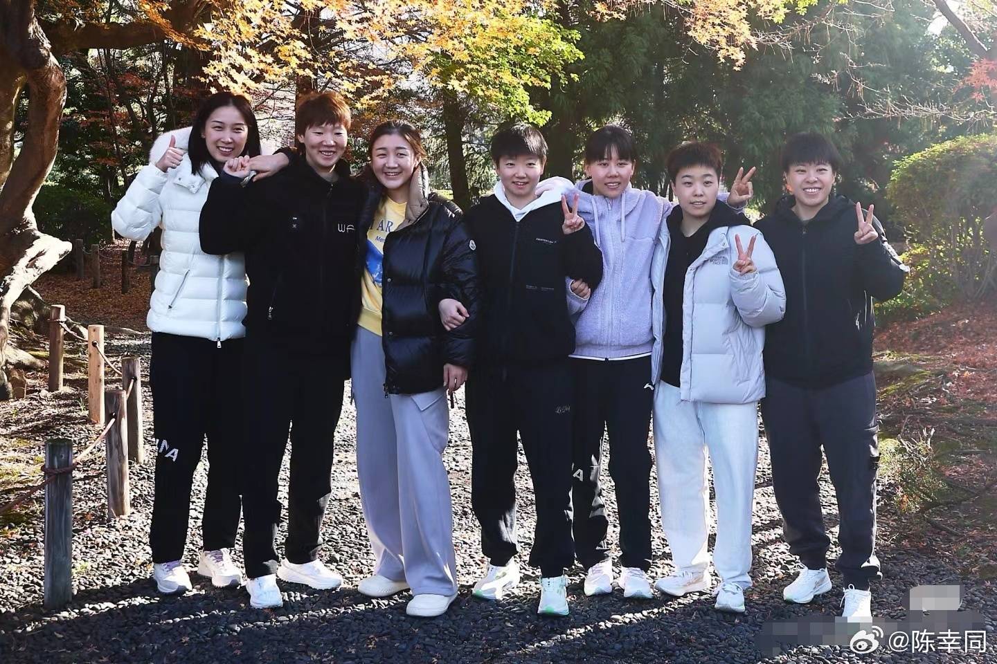 首夺WTT总决赛女单冠军，王曼昱：冠军属于国乒！陈幸同：暂时的对手，永远的朋友