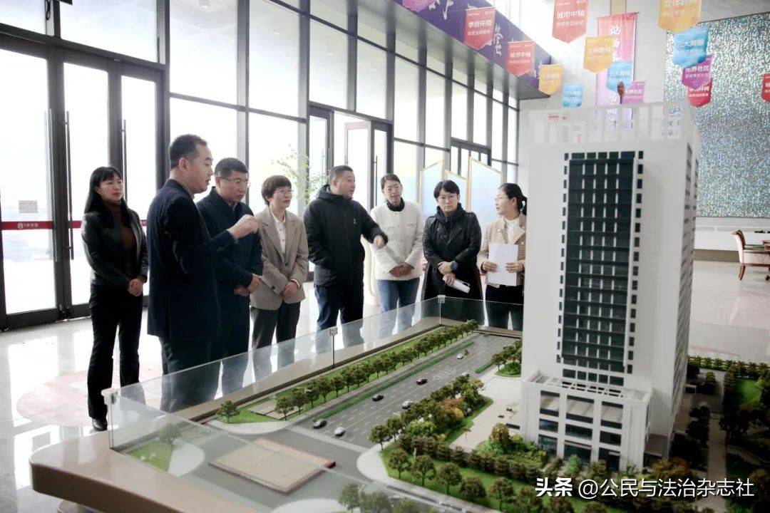 唐山市路北区人大常委会对政府烂尾楼整治工作进行视察