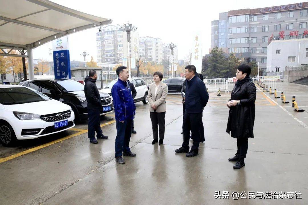 唐山市路北区人大常委会对政府烂尾楼整治工作进行视察