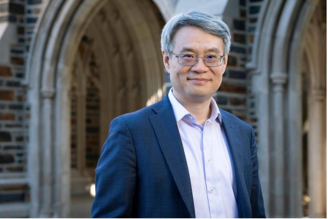 对话杜克大学教授陈怡然：从“1到100”也很难，说DeepSeek只是技术拼接无创新，不公平