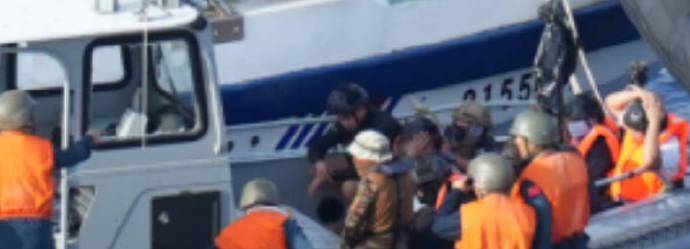 菲特种兵掏出M16，敢打第一枪？舰炮摘衣直8升空，中方就等开打了